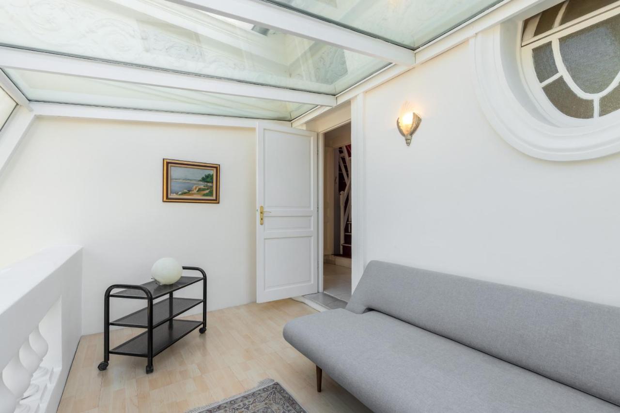 Stylish Art Deco Near The Sea 4 Bdrs Pool And Garage